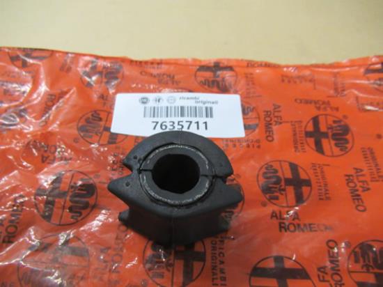 7635711 Stabilisatorstang rubber voorzijde