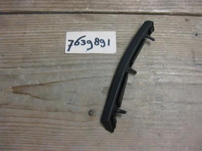 7639891 Pakking grille rechtsvoor