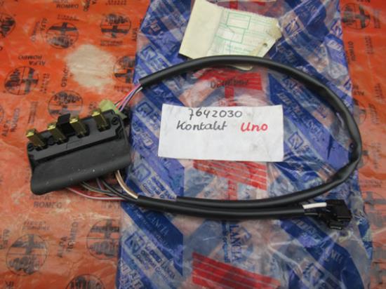 7642030 Kontakt ruitenwisser achterzijde