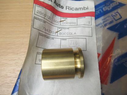 7643301 Afstandbus versnellingsbak