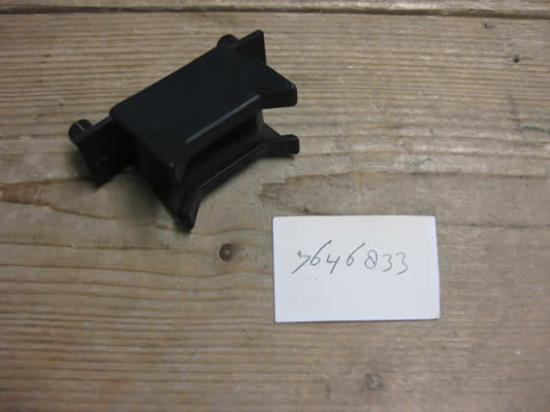 7646833 Geleiding voor achterbumper