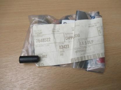 7648522 Bus voor hoedenplank