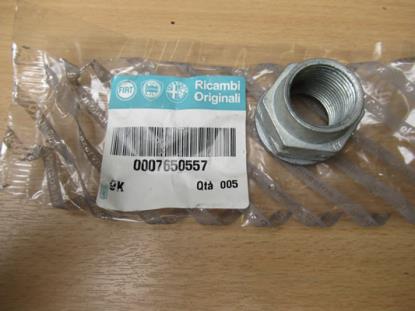 7650557 Moer aandrijfas