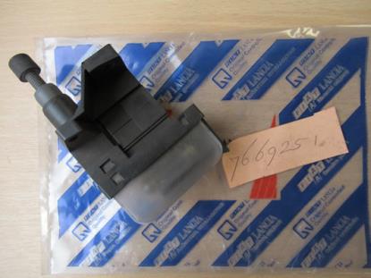 7669251 Binnen verlichting kofferbak