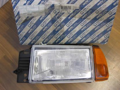 7682911 Koplamp links