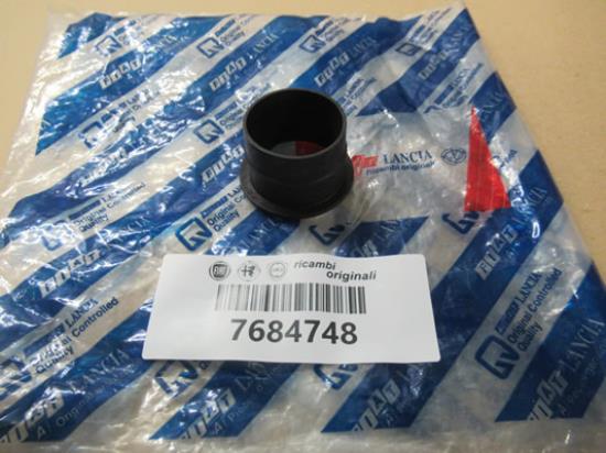 7684748 Brandstoftank bus