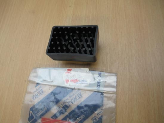 7699248 Rubber voorbumper