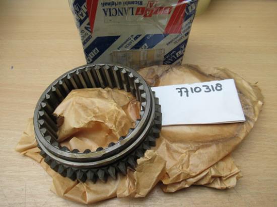 7710318 Schakelasmof