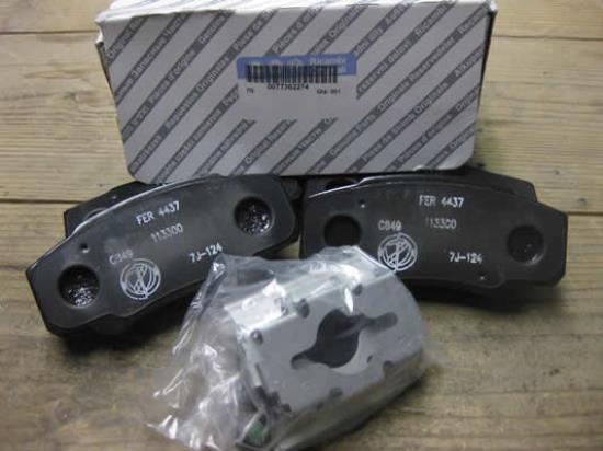 77362274 Remblokset achterzijde