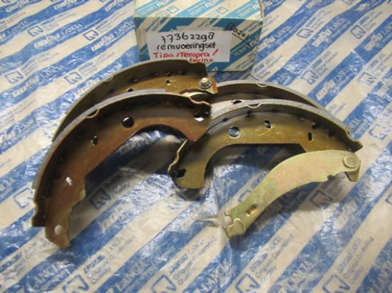 77362298 Remschoen set achterzijde