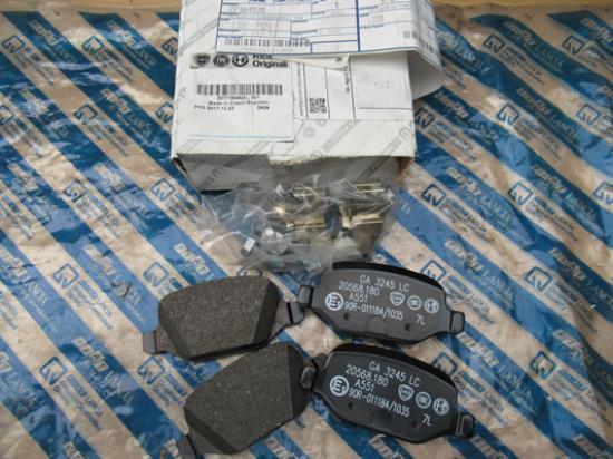 77364920 Remblokset achterzijde