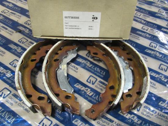 77365085 Remschoen set