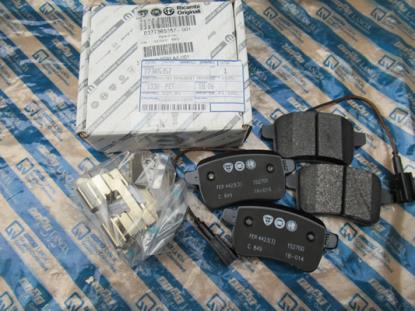 77365357 Remblokset achterzijde