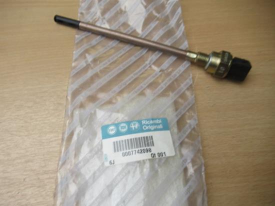 7742098 Oliepeilsensor 2.4 motor