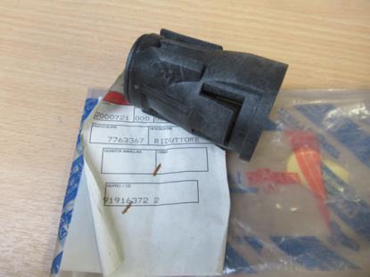 7763367 Overbrenging brandstoftank