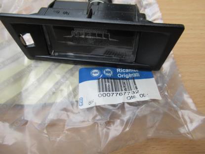 7767732 Kentekenverlichting