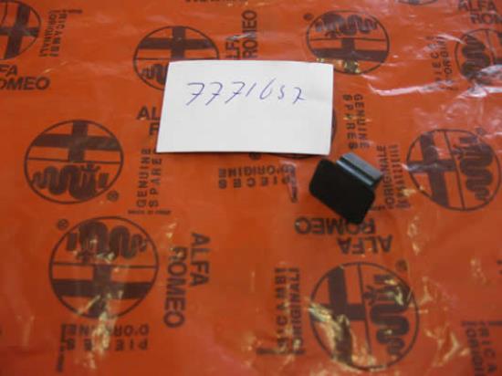 7771637 Knop bovenzijnde bevestiging voorbumper Fiat Brava Bravo Marea Palio Strada