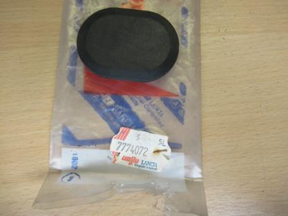 7774072 Plug carrosserie