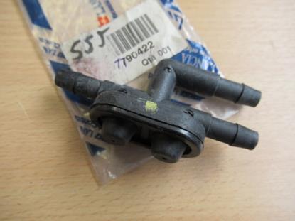 7790422 Klep verbinding ruitenwisser