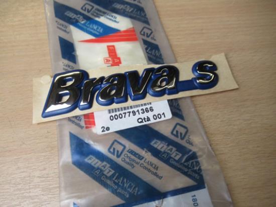7791366 Embleem Brava s