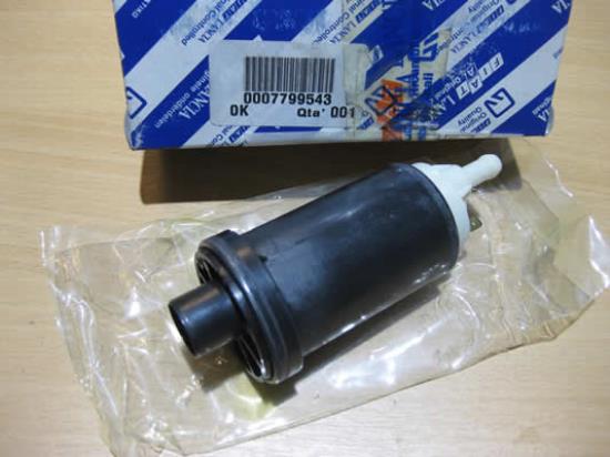 7799543 Brandstofpomp