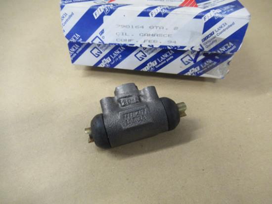 790164 Wielremcilinder