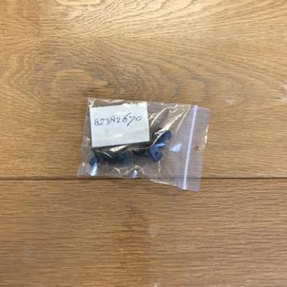 82382670 Veertje bekleding motorkap