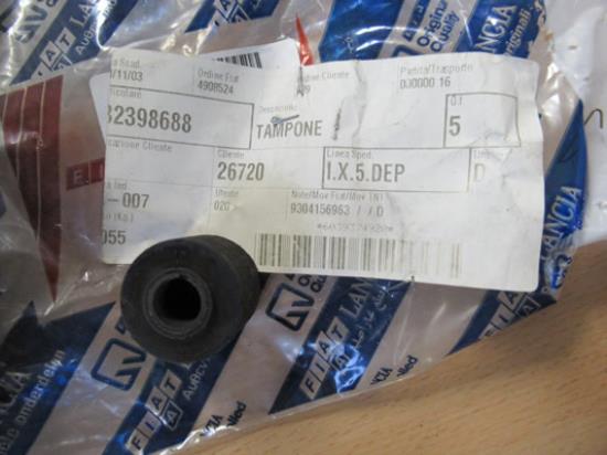 82398688 Rubber vering voorzijde