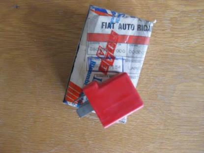 82435154 Relais voor richtingaanwijzer