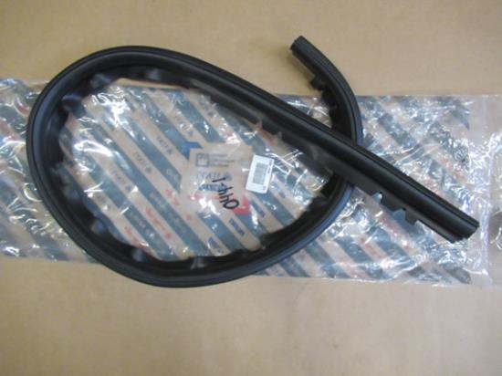 82480053 Rubber afdichtstrip paravanplaat