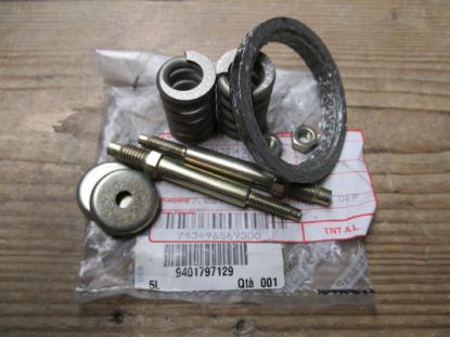 9401797129 Uitlaat montage set bestaat uit pakking bouten veren ringen en moeren