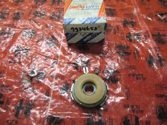 9934653 Zender onder verdeelkap