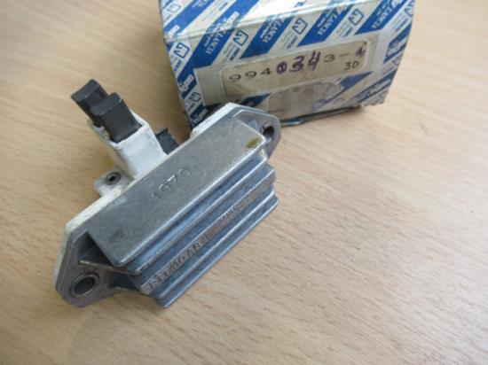 9940343 Spanningsregelaar Alfa Romeo 75