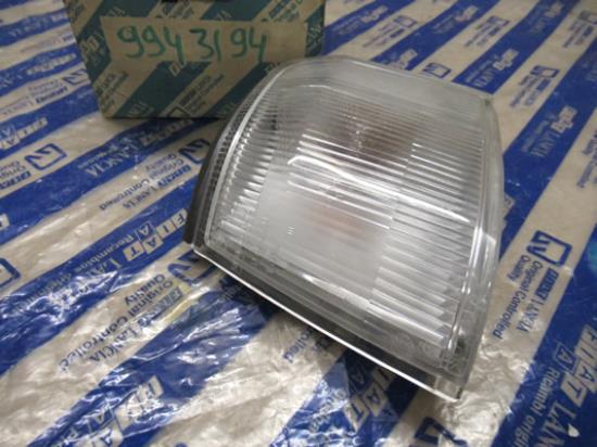 9943194 Richtingaanwijzer linksvoor