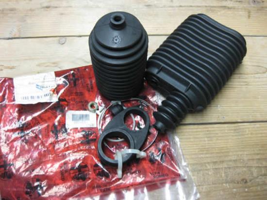 9943835 Stuurhuishoes kit Alfa Romeo 164 alle versies
