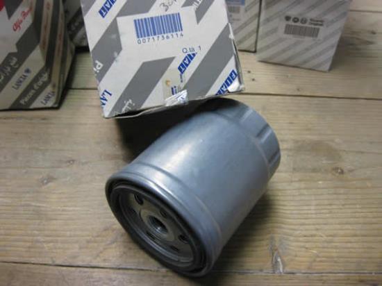 9944682 Brandstoffilter