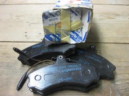 9945070 Remblokset voorzijde