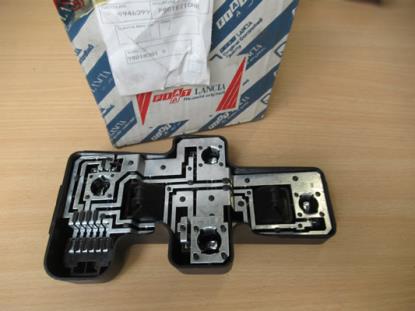 9946399 Bescherming achterlicht linkerzijde