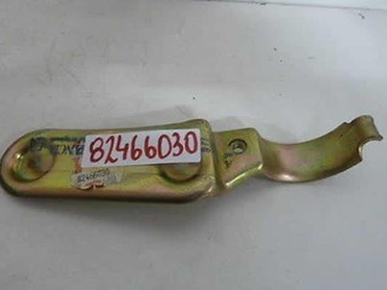 82466030 Uitlaatbeugel