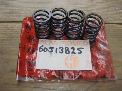 60513825 Klepveer Alfa Romeo 145 146 164 33 16v 1.7 3.0 V6