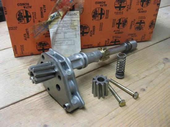 60538762 Oliepomp Alfa Romeo 33 alfasud sprint boxer !!!incompleet!!!