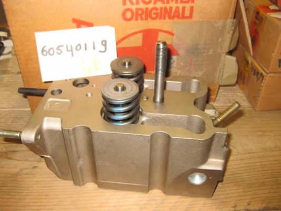 60540119 Cilinderkop met kleppen compleet Alfa Romeo 164 33 75 90 Alfetta TD 1.8 2.0 2.4 2.5 diesel