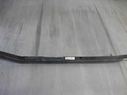 60521435 Langsdrager links onderzijde motorruimte Alfa romeo RZ SZ 75 90