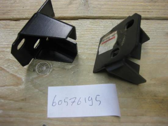 60576195 Steun motorkap Alfa Romeo Spider 105