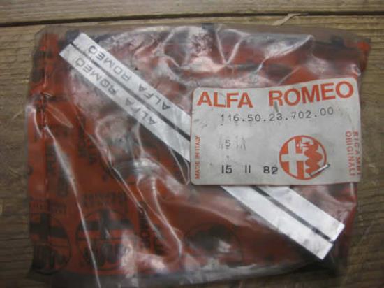 116502370200 Embleem