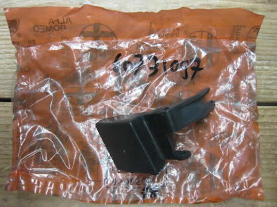 60731097 Deurgeep links Alfa Romeo Alfetta 116