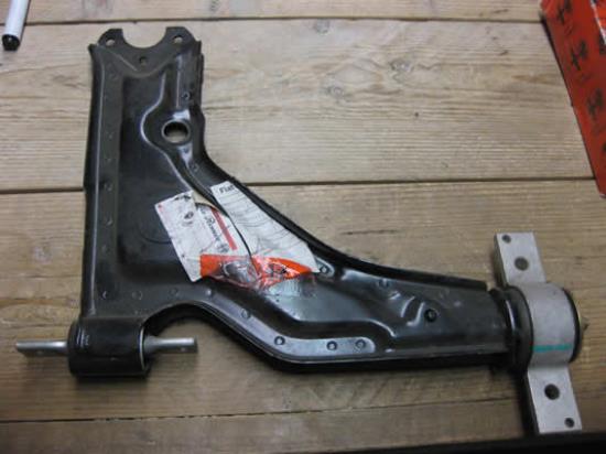 60588844 Draagarm rechts Alfa Romeo 164 2.0 t.spark 2.5 TD