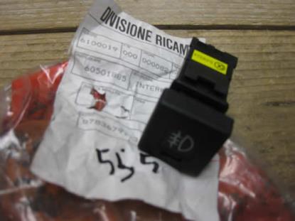60501885 Mistlampschakelaar Alfa romeo 33 75