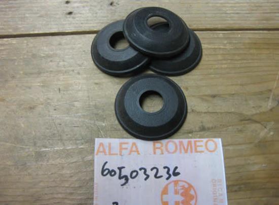 60503236 Rozet raamslinger Alfa Romeo 33 905 907