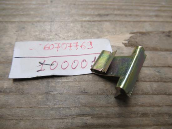 60707769 Veertje raamrubber